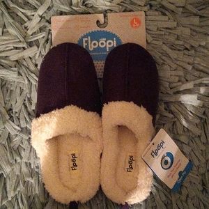 NWT Floopi slippers